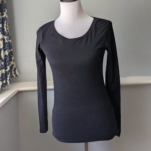 $5!!! Black Long Sleeved Stretch Knit Shirt
